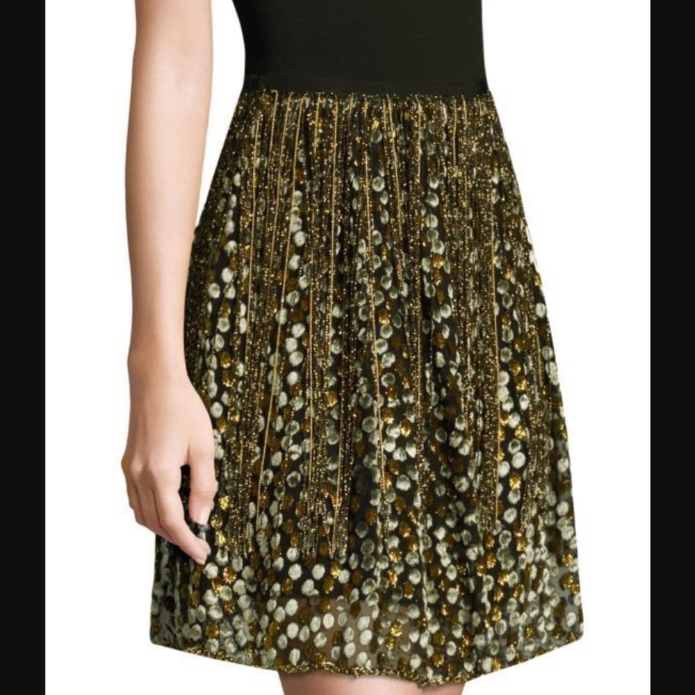 NWOT: Elie Tahari A-line skirt size 0